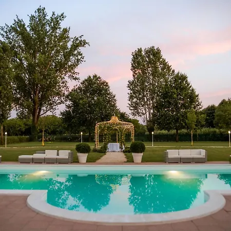 ヴィラ Villa Mirandola