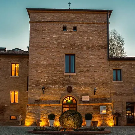 ヴィラ Villa Mirandola