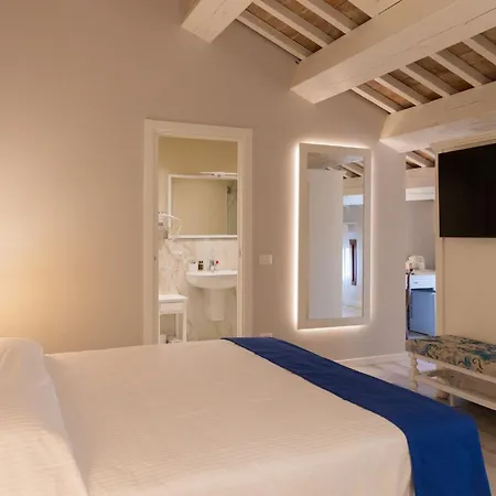 Villa Mirandola ヴィラ